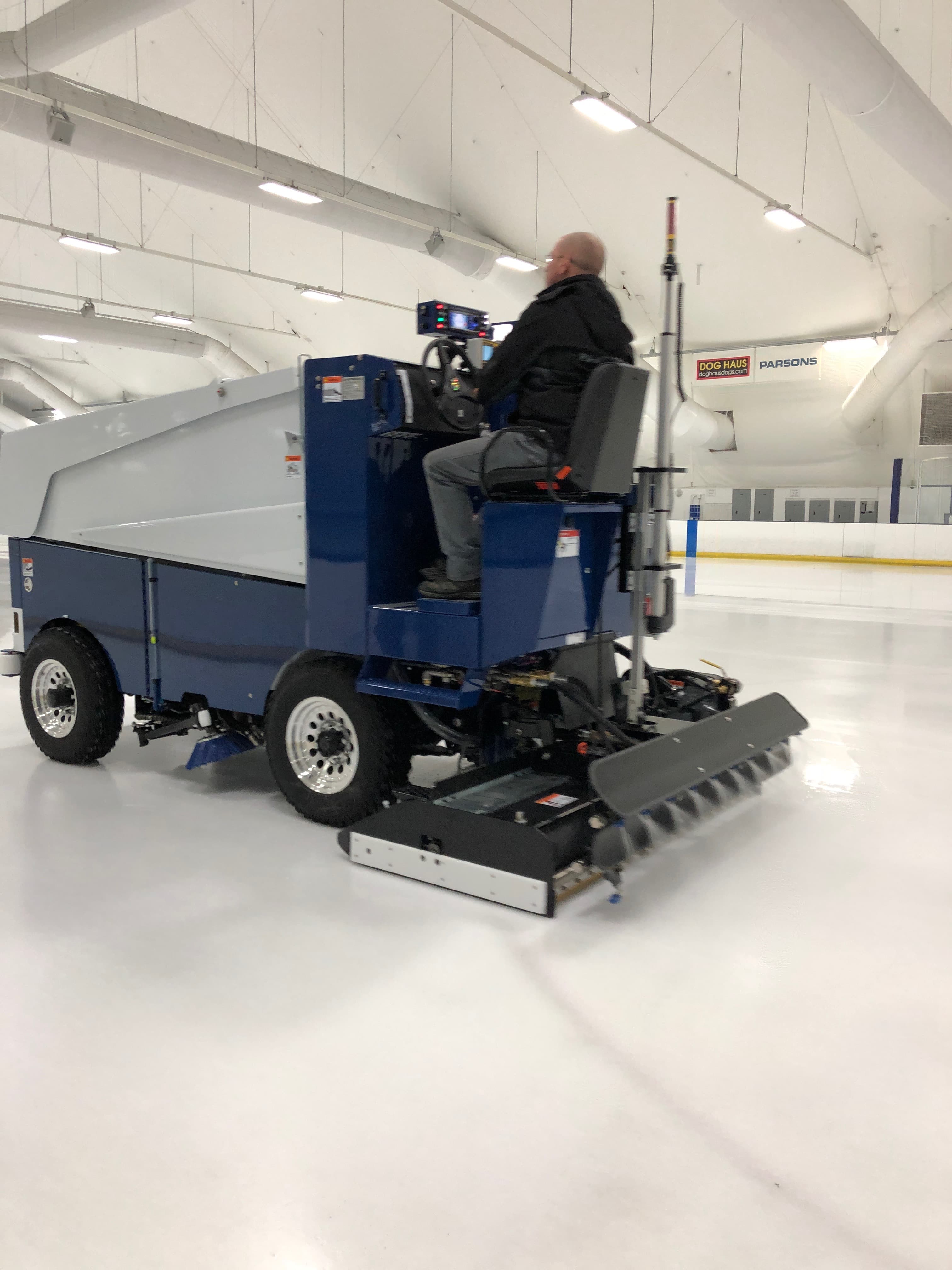 leveliceinuse07 Zamboni